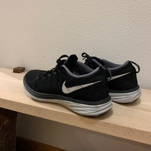 Nike Flyknit Lunar shoes